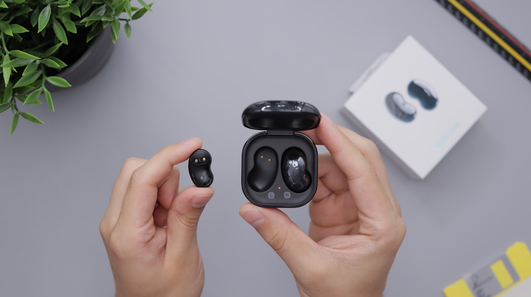 Samsung Galaxy Buds Pro უსადენო ყურსასმენები დახვეწილი ერგონომიული დიზაინით